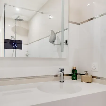 & Octel Hotel 3*