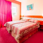 & Octel Отель 3*