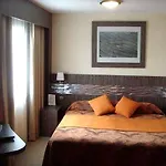 & Octel 3* Порте-сюр-Гарон