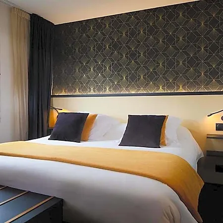 Hotel & Octel