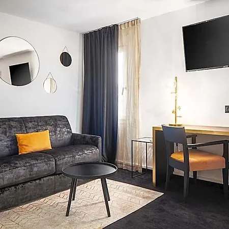 Hotel & Octel 3*
